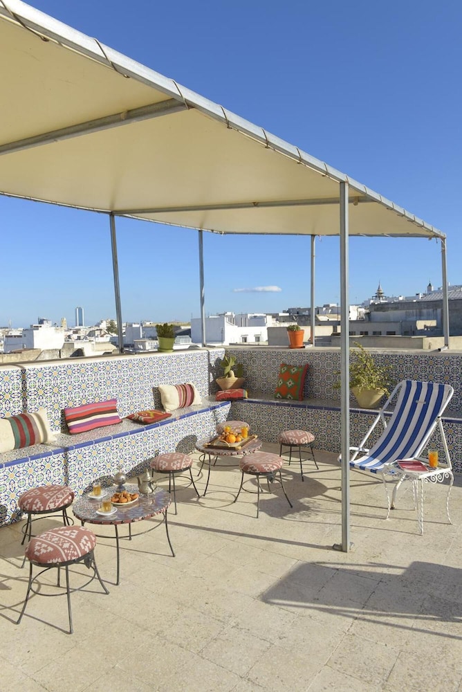 Dar Ya Hostel 62/66