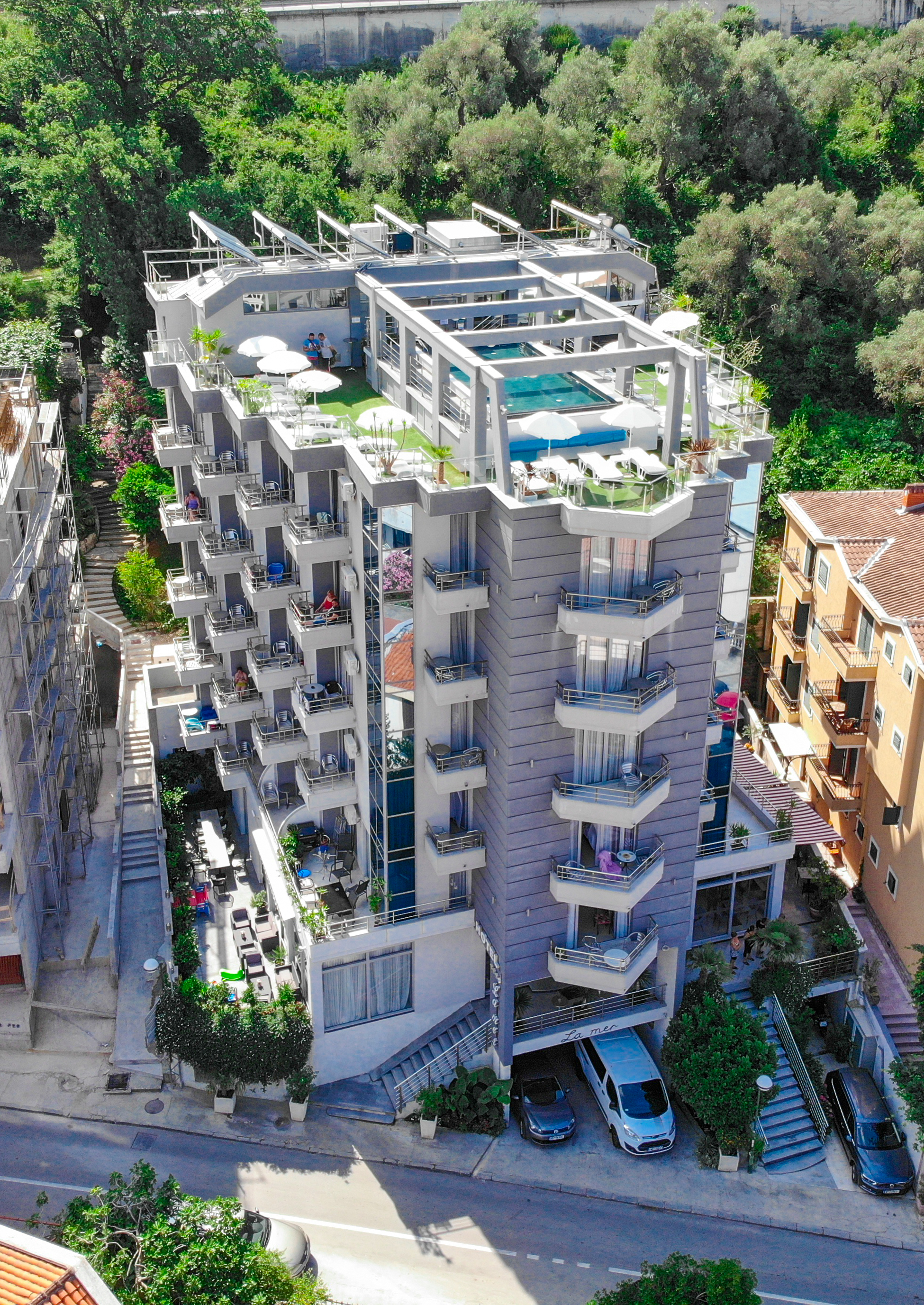 Hotel La Mer 7/65