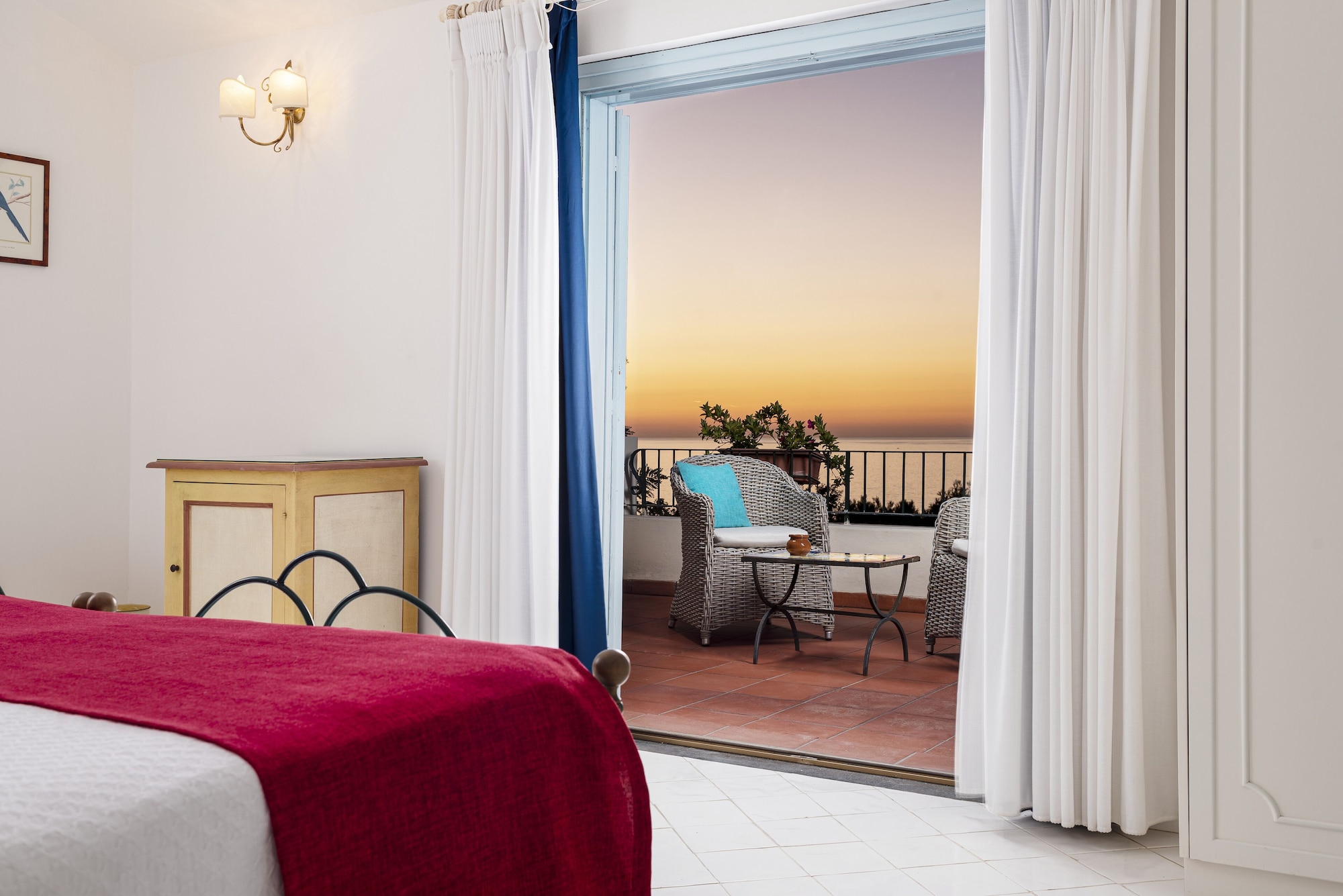 SUPERIOR, DOUBLE BED, SEA VIEW, TERRACE