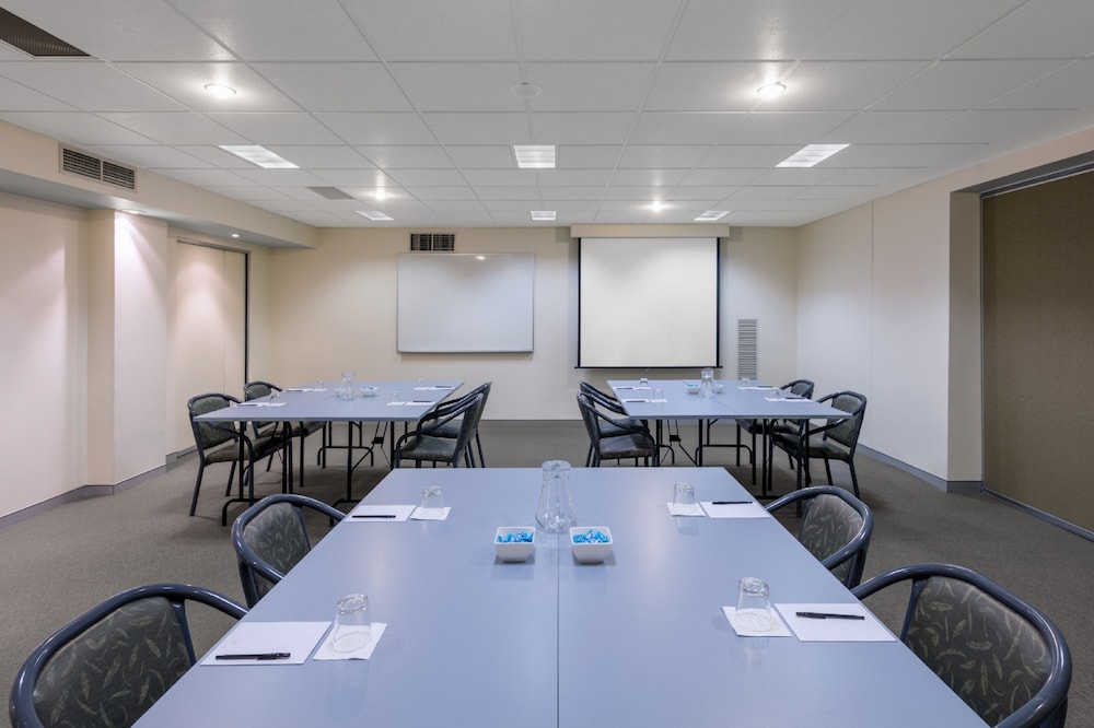 Nesuto Canberra Apartment Hotel 51/58