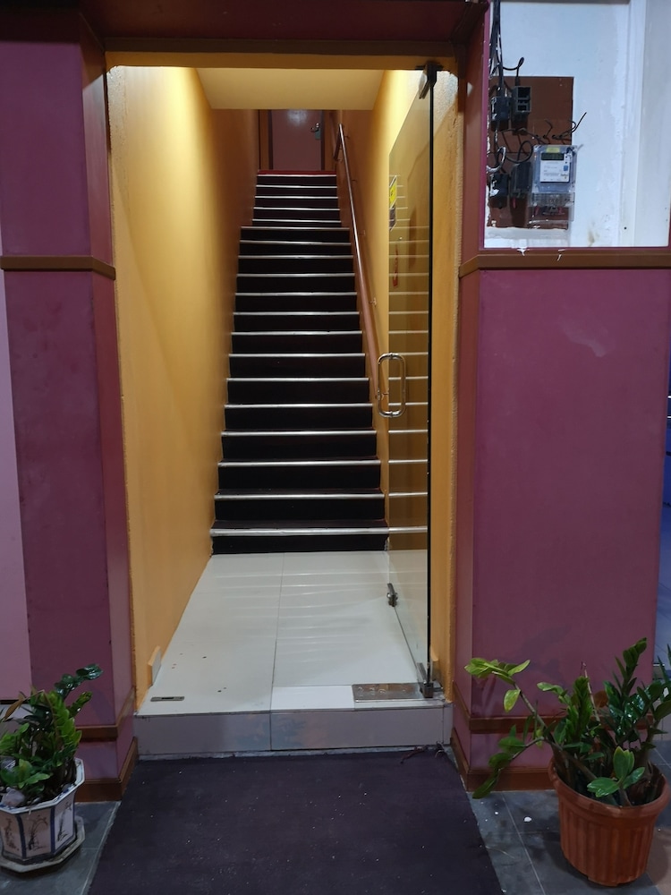 Home Inn 3/40