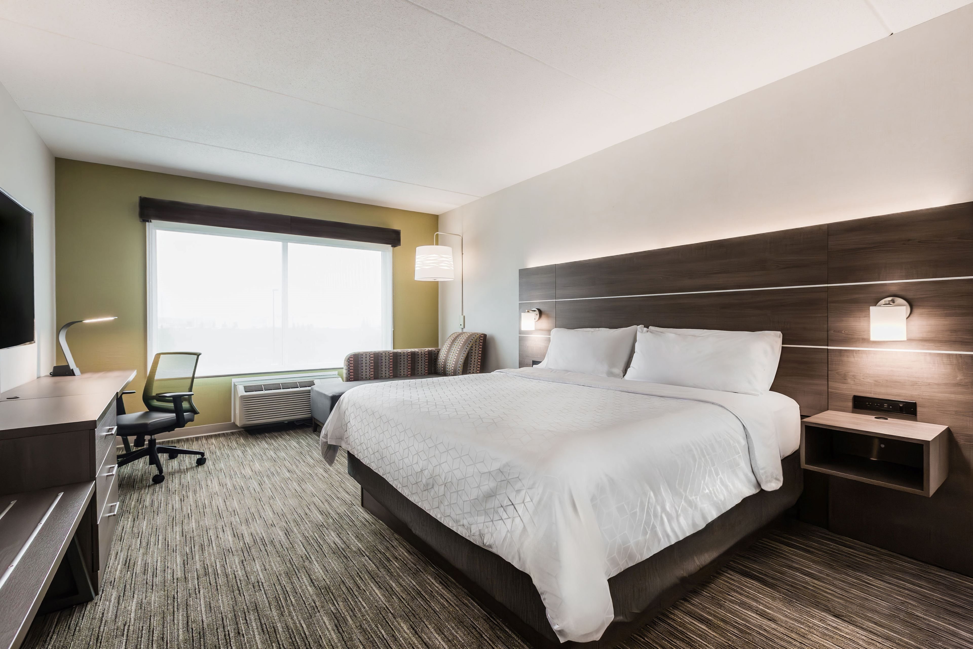 Holiday Inn Express and Suites Welland 21/65