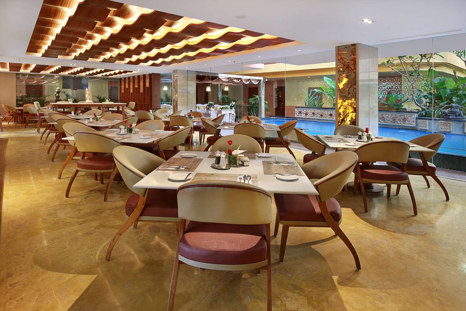 SenS Hotel and Spa 31/40