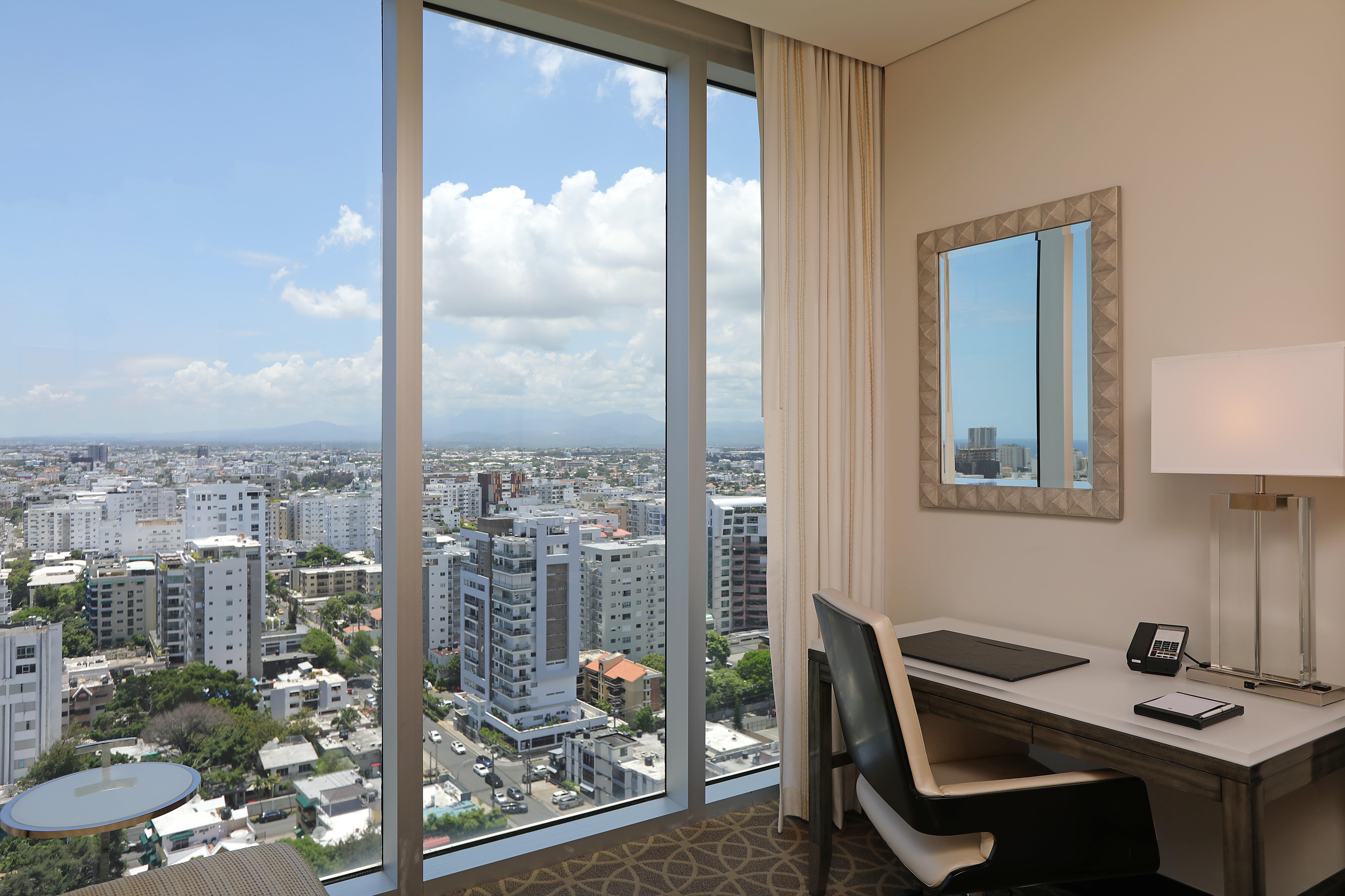 غرفة كلاسيكية بإطلالة على المدينة، Intercontinental Real Santo Domingo 3/4