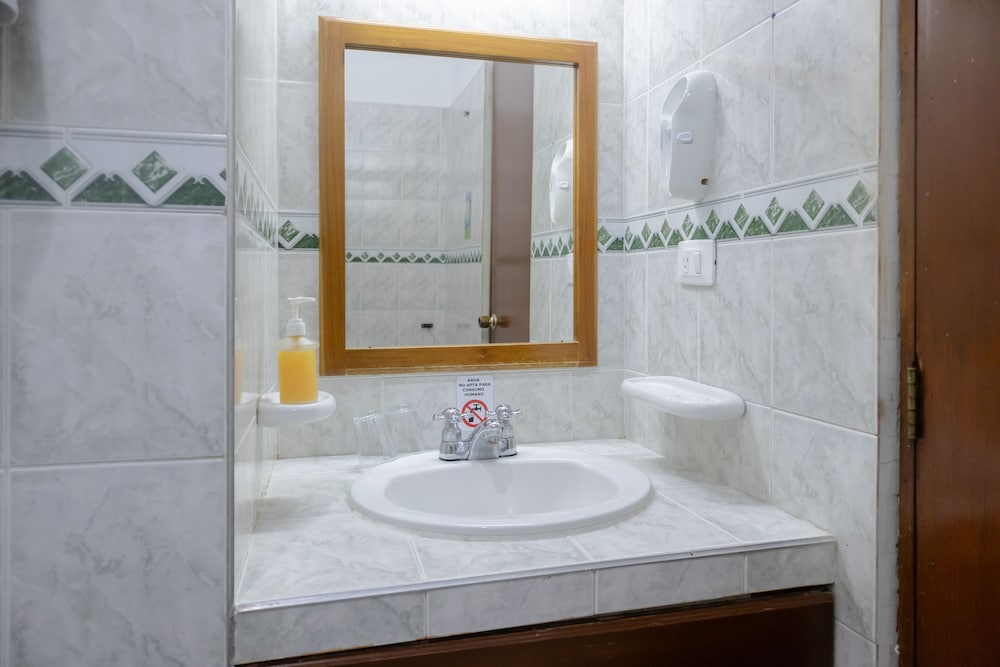 Hotel Faranda Bolivar Cucuta, A Member Of Radisson Individuals 69/71