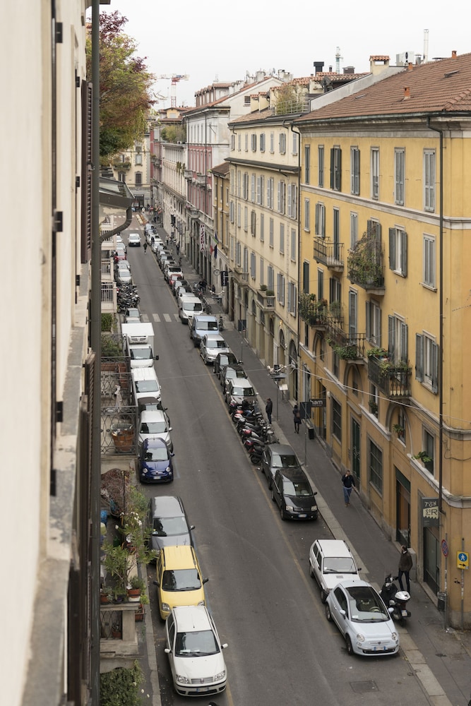 Brera Apartments In Garibaldi 37/50