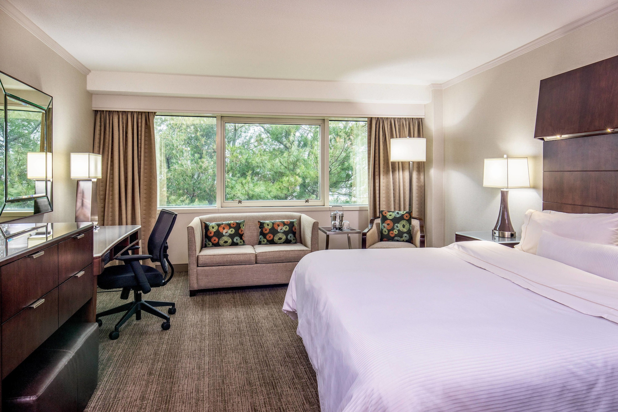غرفة ديلوكس بسرير كينج مع أريكة