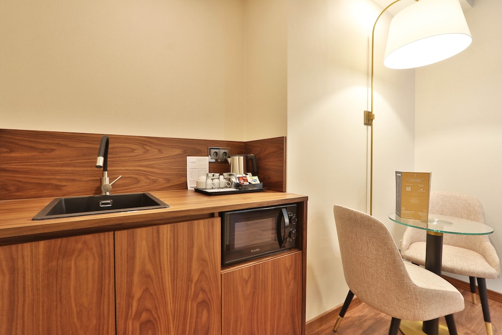 Turim Iberia Hotel 60/64