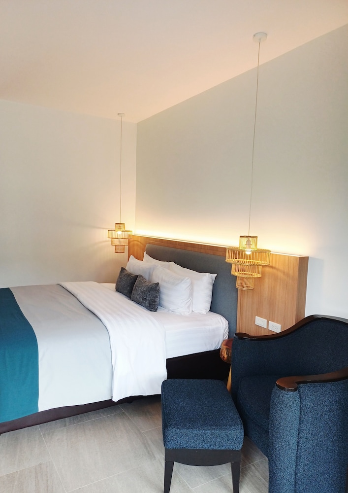 Mukrada House 25/50