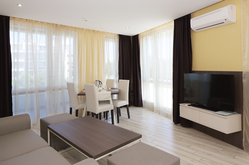 Paradiso Aparthotel 21/33
