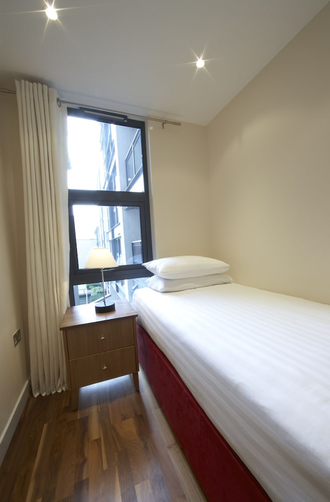 Marlin Apartments Canary Wharf 22/50