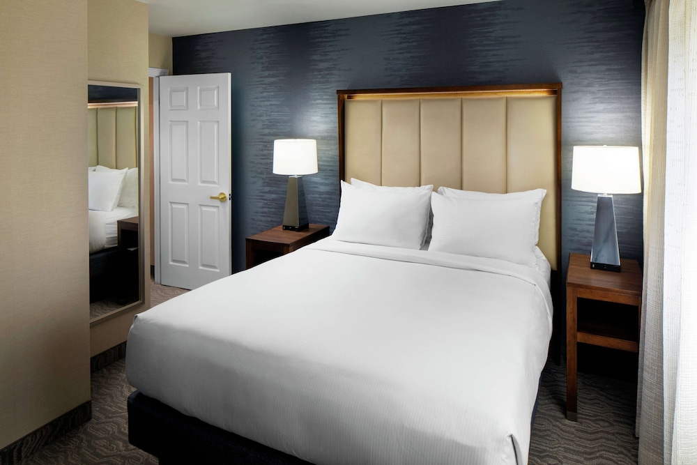 Room at DoubleTree by Hilton Nashua, NASHUA - NH