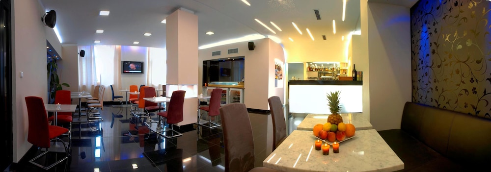 Relax Inn Hotel Prague 27/36