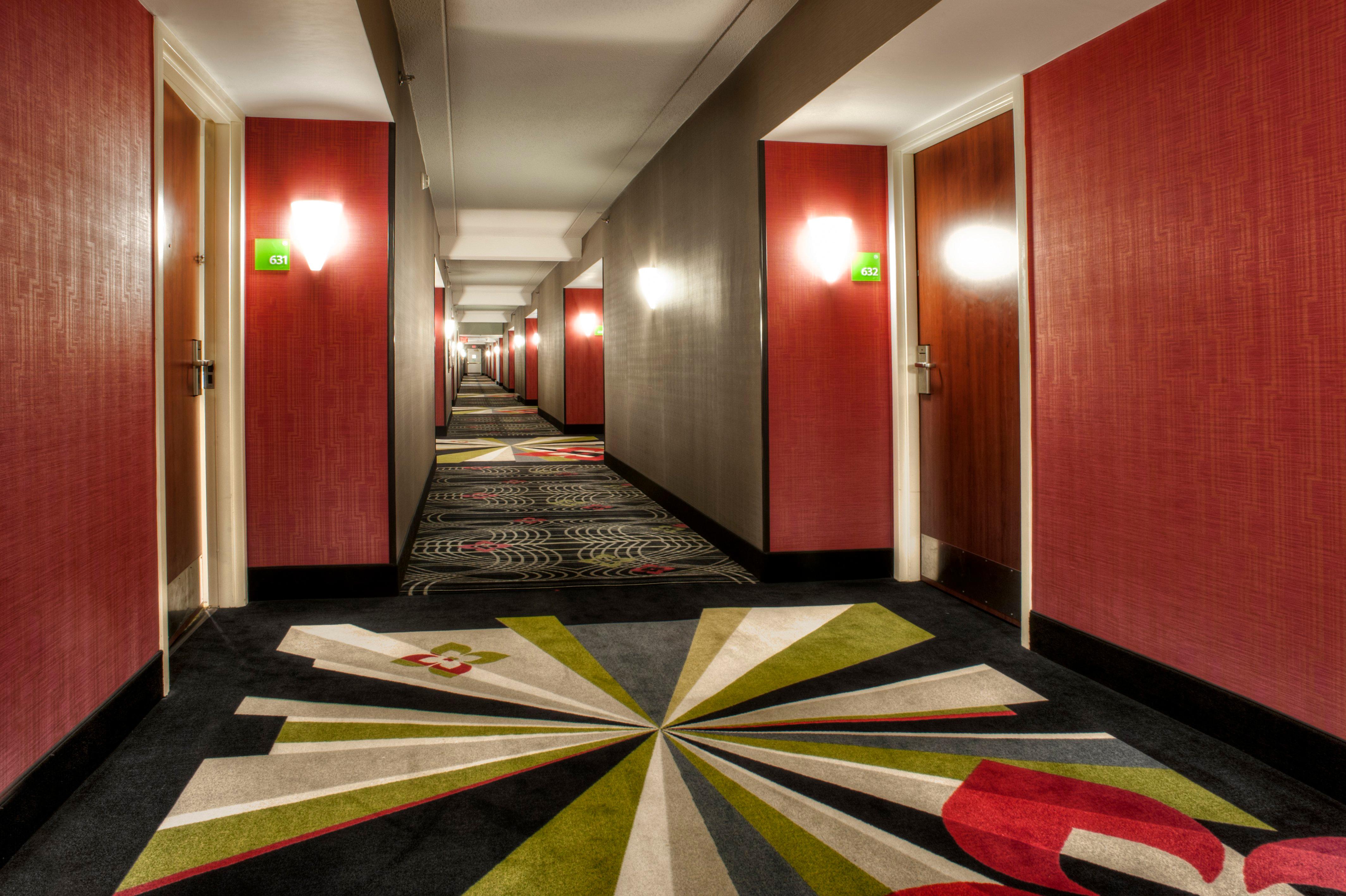 Inn At Fox Chase detail