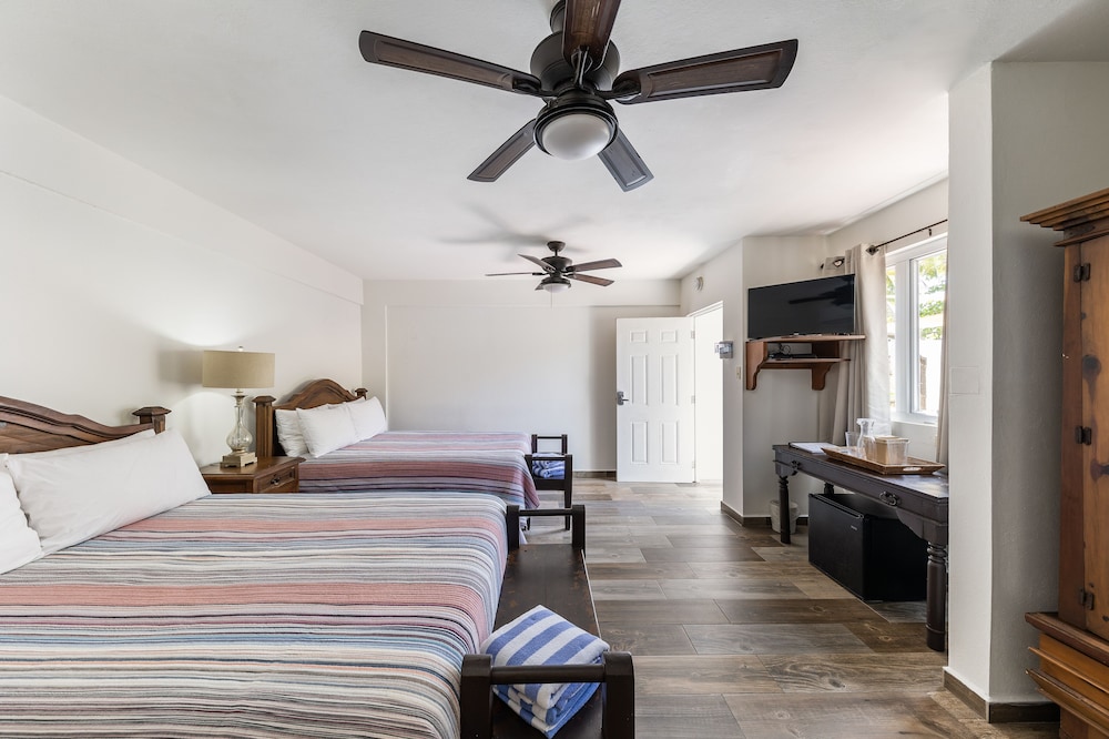 Casa Isleña Inn 8/35