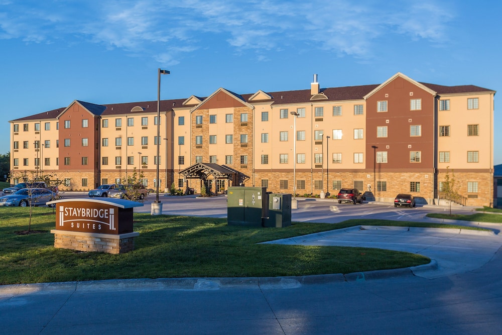STAYBRIDGE SUITES OMAHA WEST 1/44
