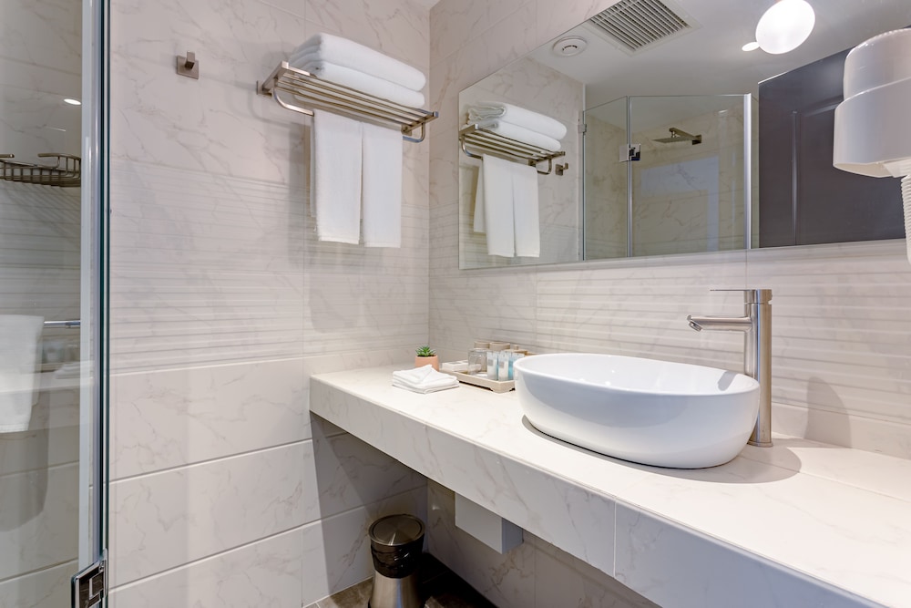 Ramada by Wyndham Tbilisi Old City 45/50