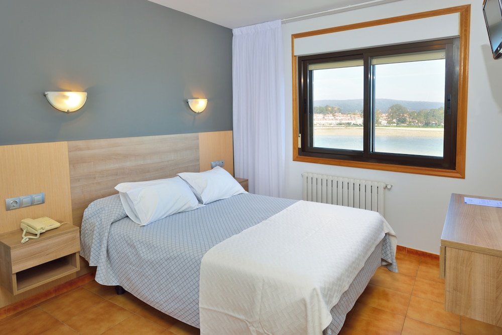 Single, Single Bed