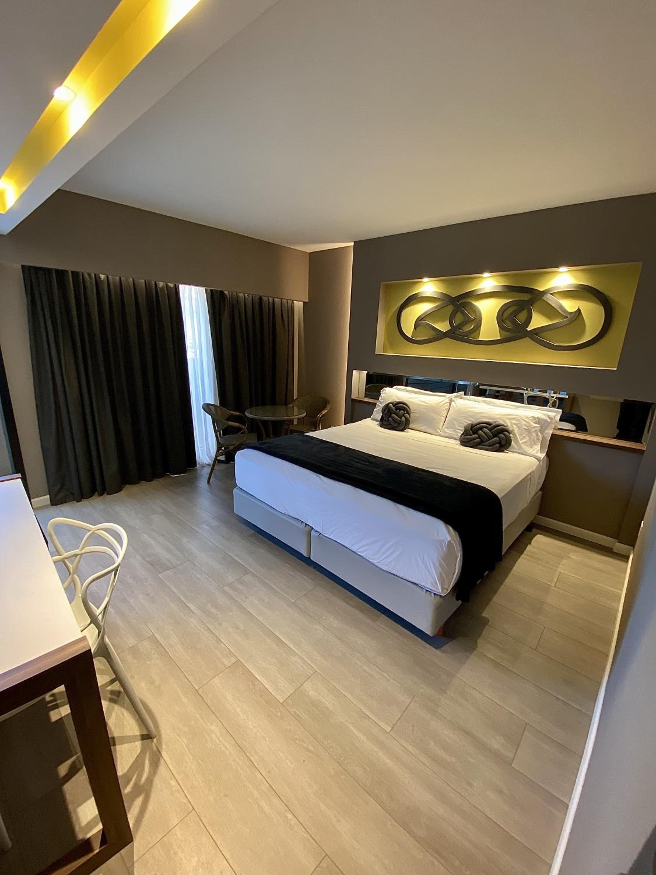 Deluxe, Double Bed, Balcony