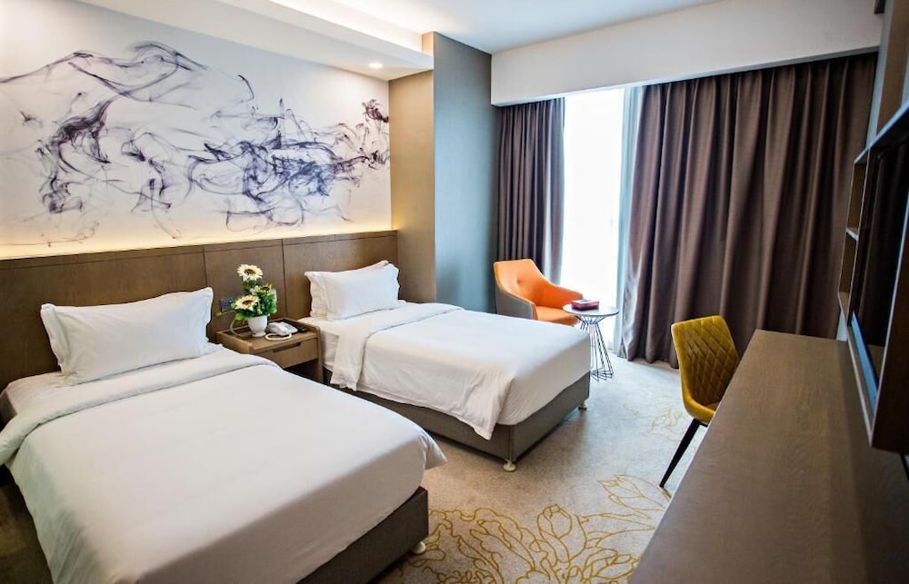 Grand Flora Hotel 32/61