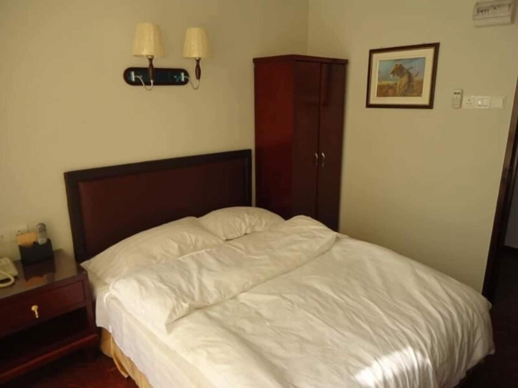 Standard, Double Bed, No Window