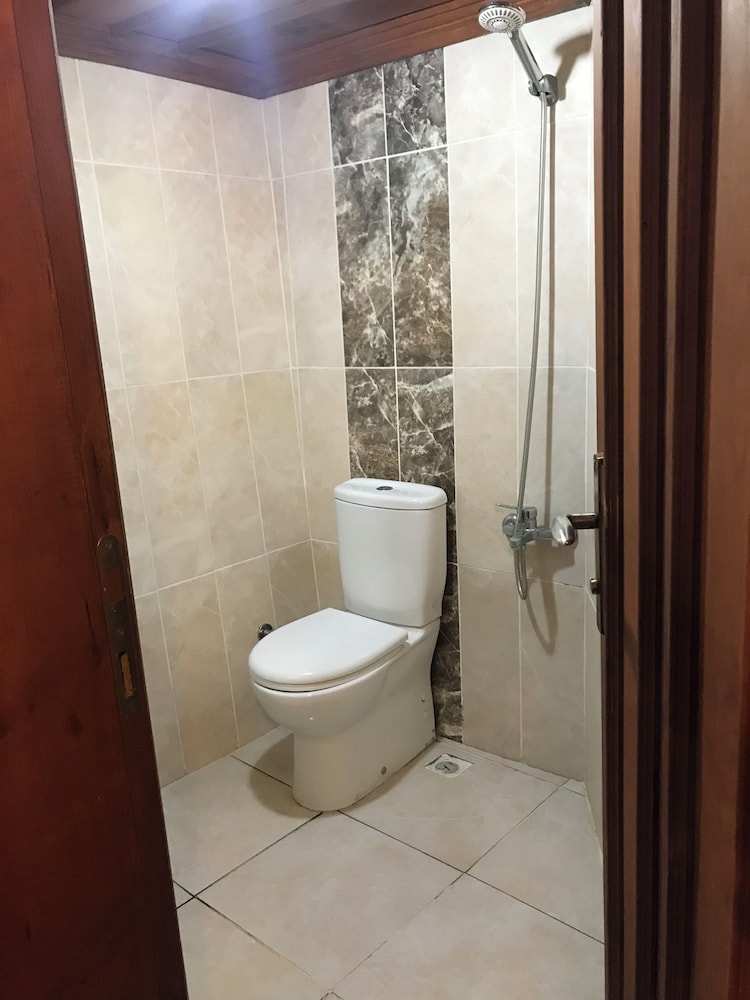Avcioglu Konak Otel 50/50