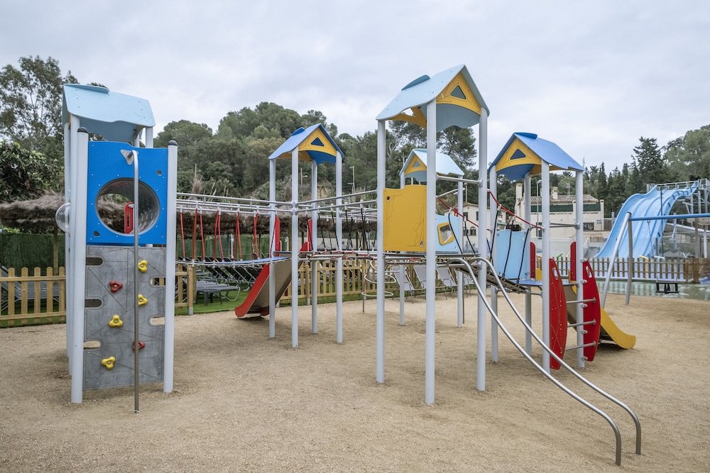 Rosamar Garden Resort 64/71