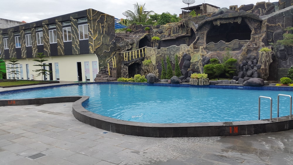 Angkasa Garden Hotel 30/31