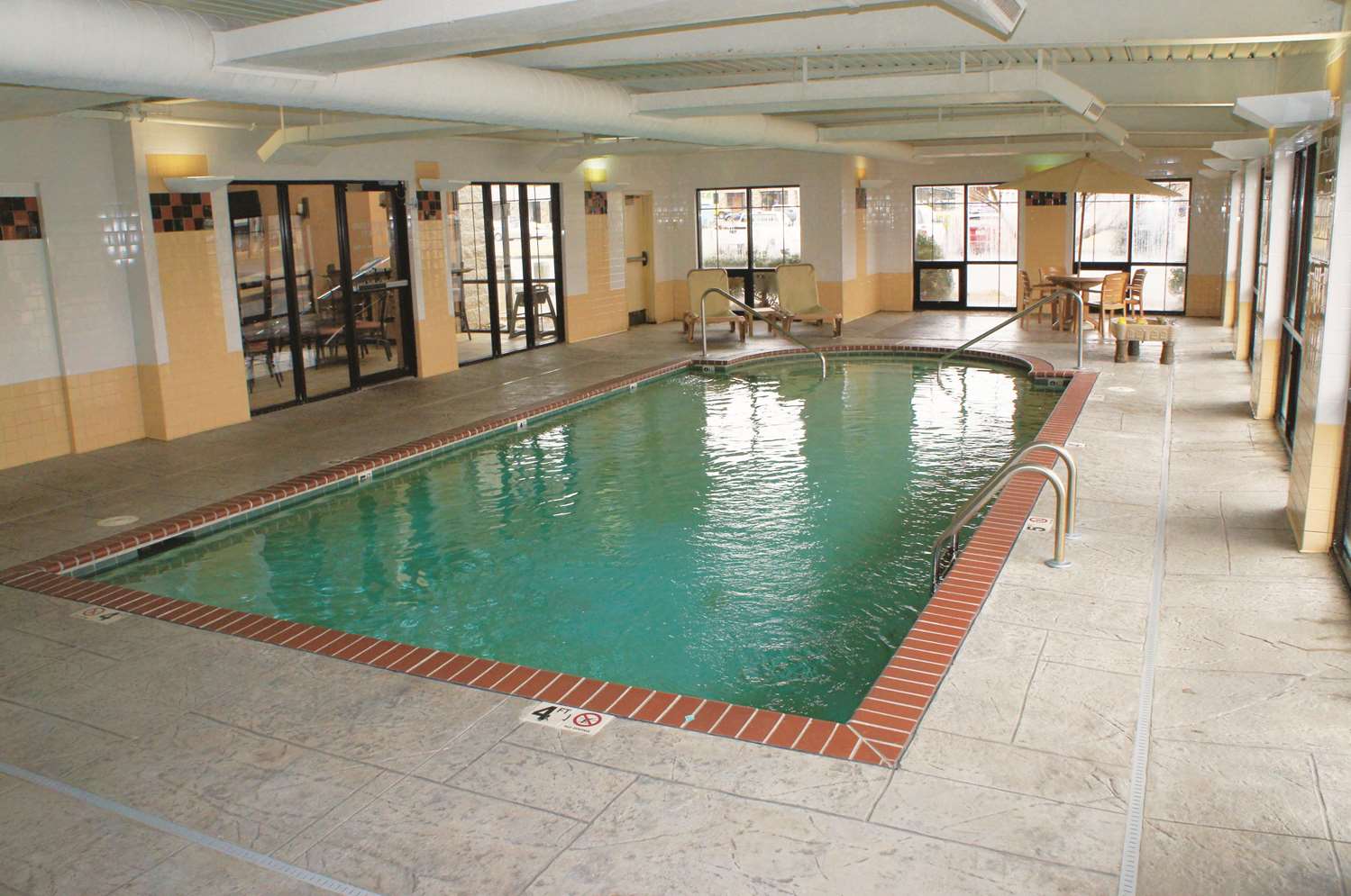 La Quinta Inn Springfield South 52/56