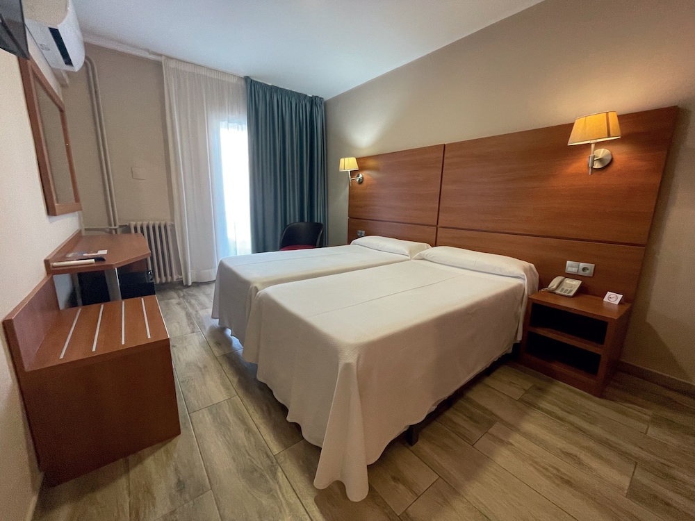 Hotel Maria del Mar 33/73