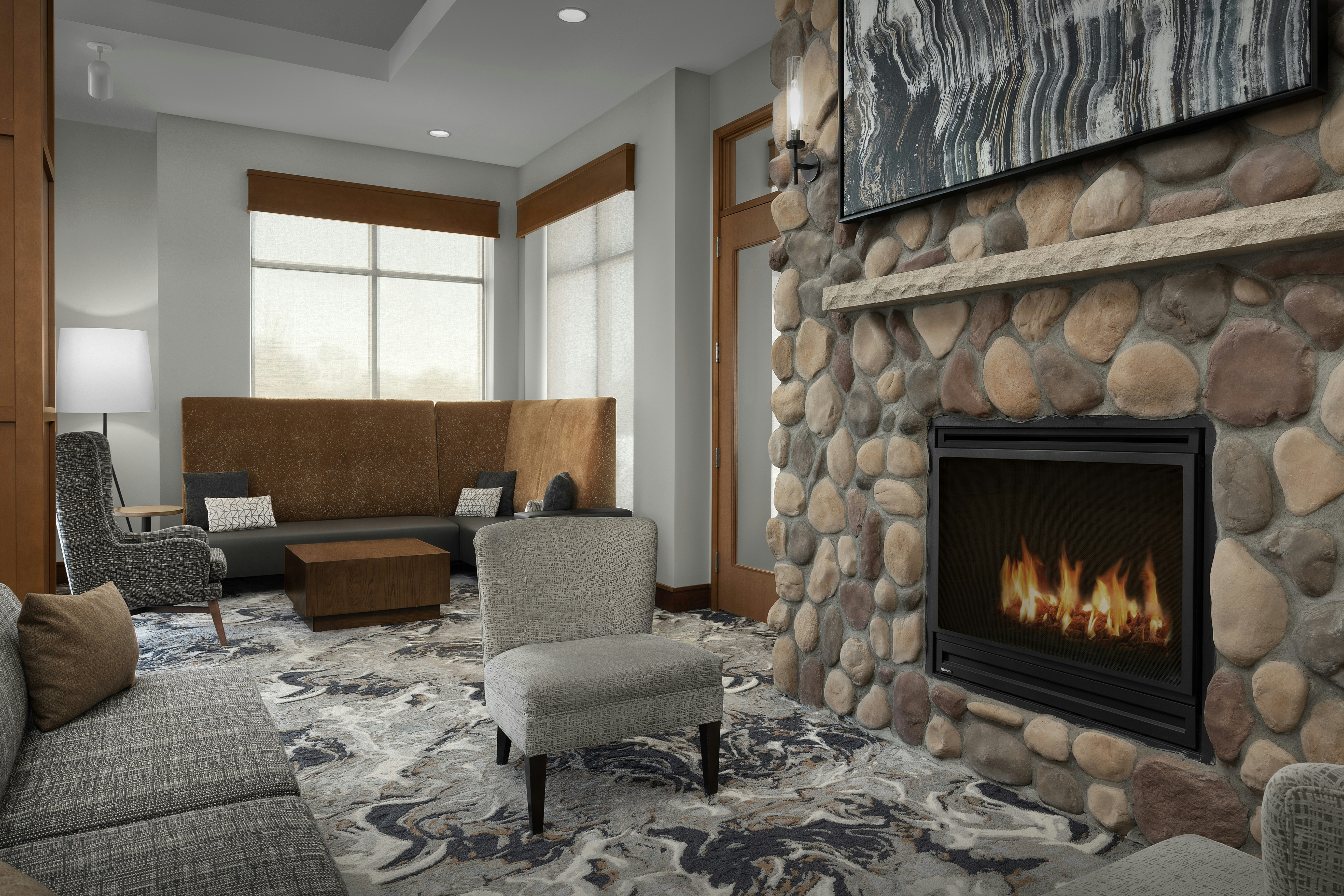 Hilton Garden Inn Cedar Falls 77/81