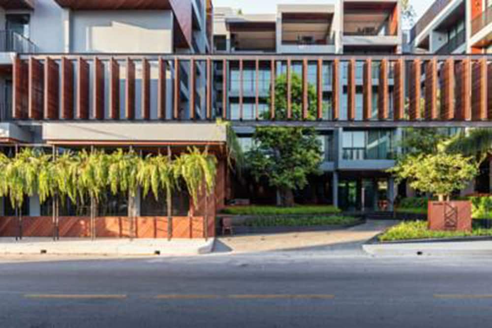 The Habita Hatyai 1/49