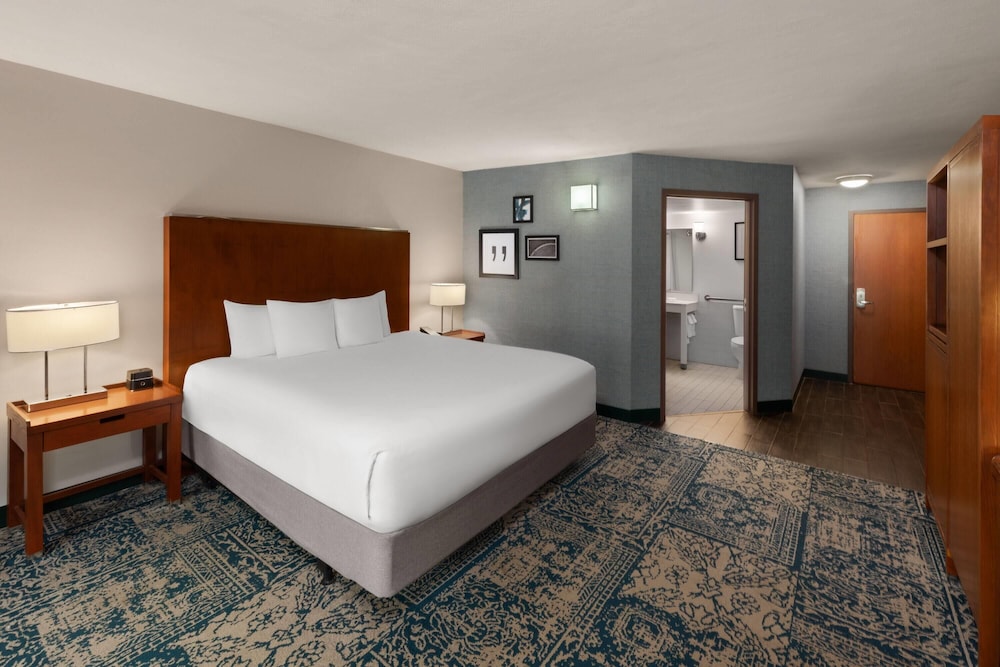 Wyndham Garden San Antonio Airport Northeast 13/49