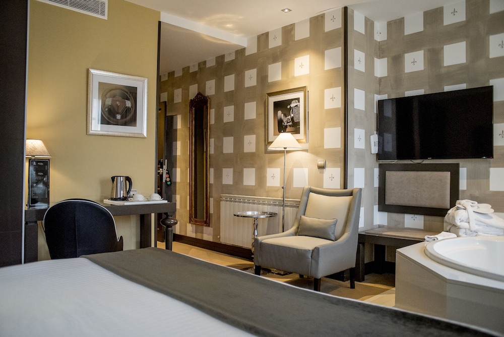 Costa Esmeralda Suites 49/50