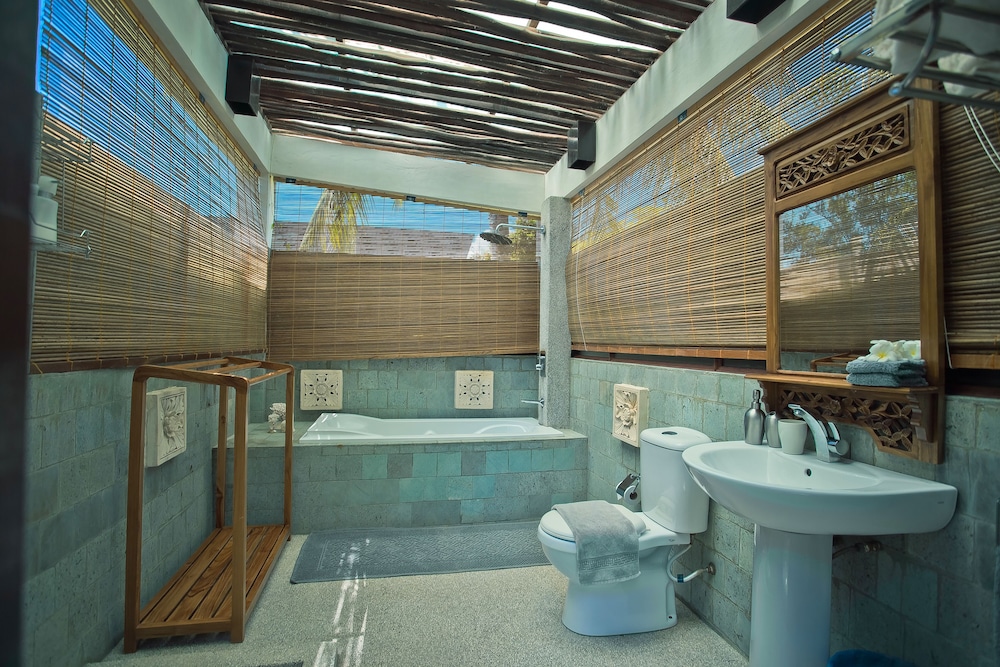Kudat Riviera Exclusive Beach Villas Resort 49/50