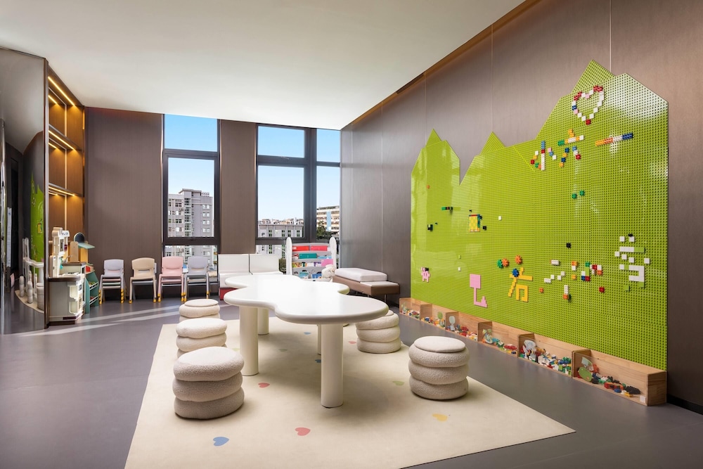 Days Hotel by Wyndham Shantou Longhu 31/43