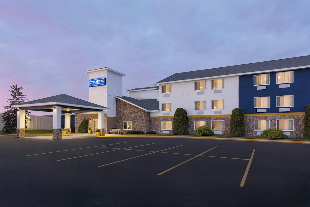 Hotel Bemidji 28/49