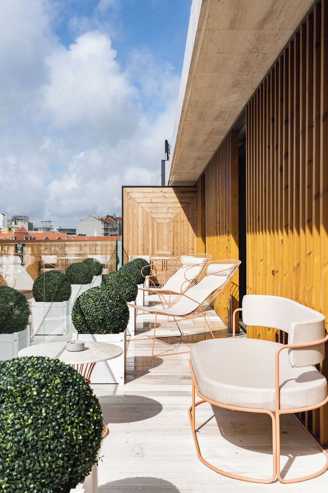 Luster Hotel 35/58