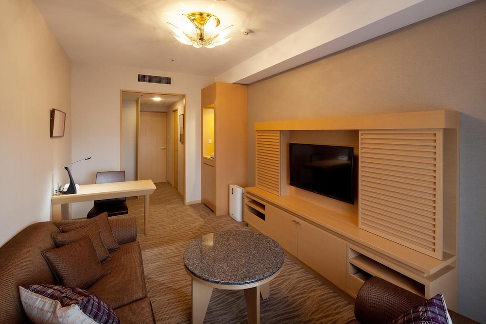 Ueda Tokyu REI Hotel 37/46