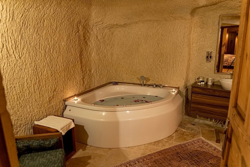Feris Cave Hotel 31/50