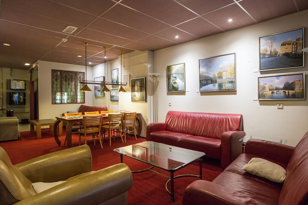 Rho Hotel 29/50