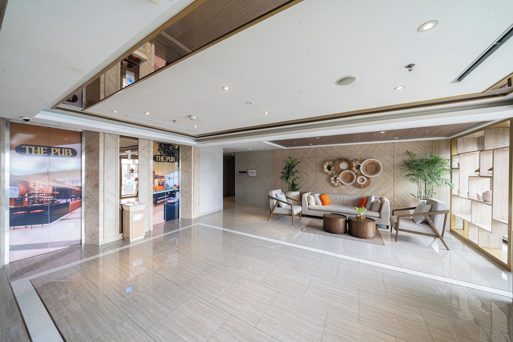 Harris Suites Puri Mansion 5/50