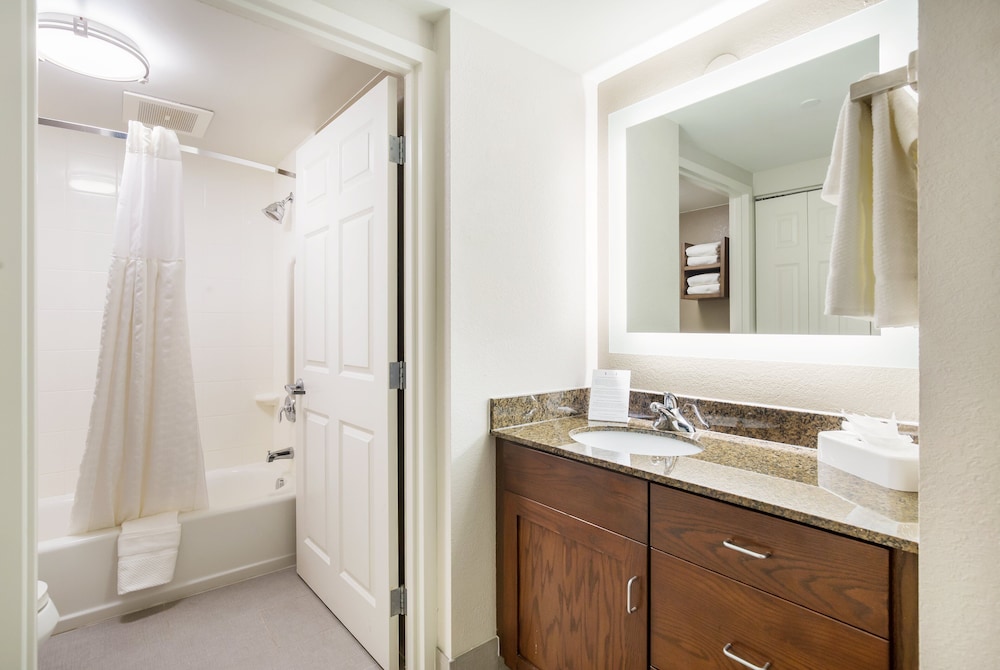 Staybridge Suites Chesapeake - Virginia Beach 21/74