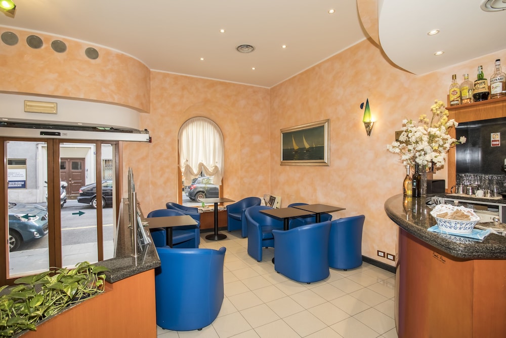 Hotel Italia 52/61