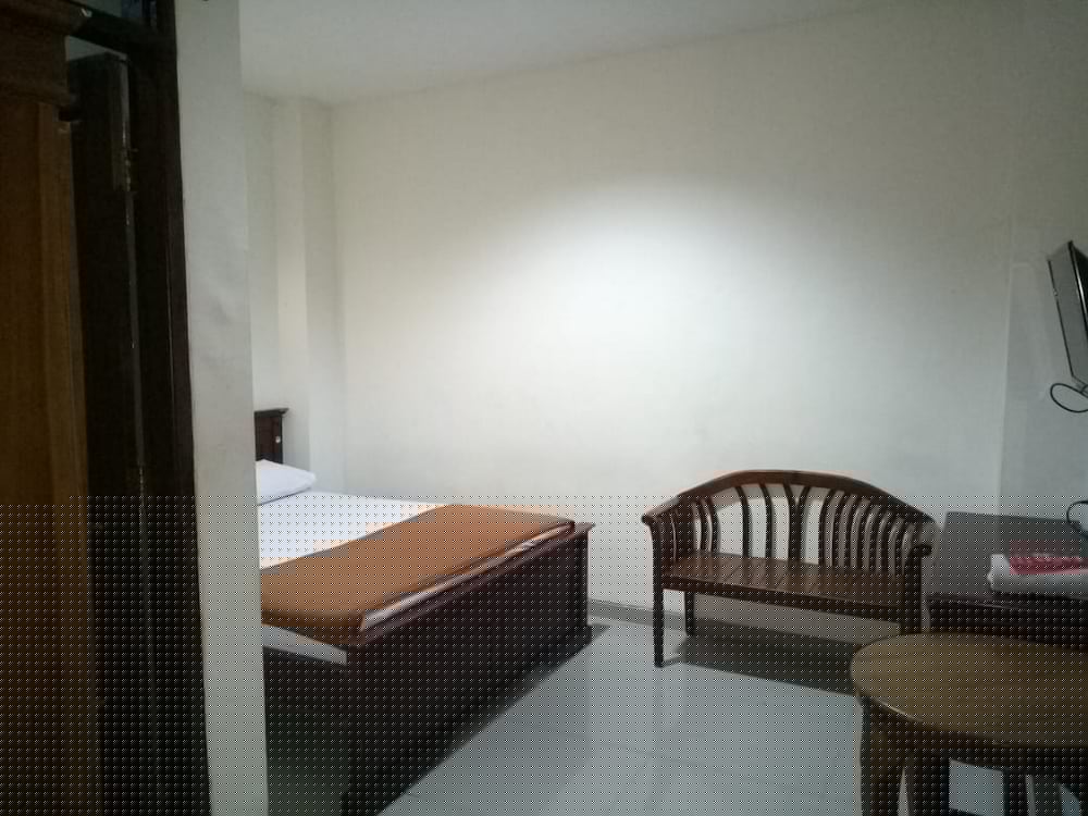Reddoorz @ Raya Ngagel 2 16/35