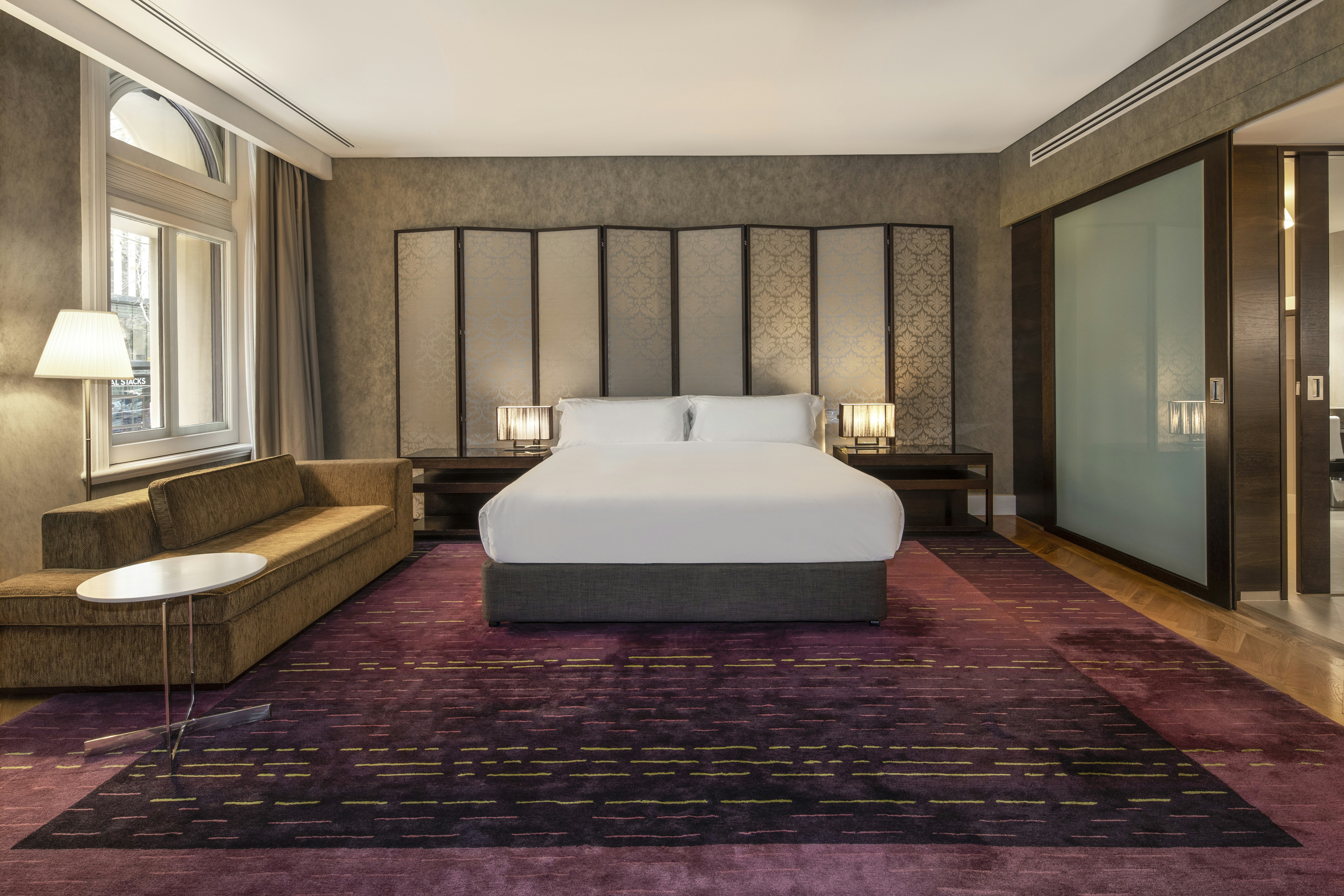 Iconic, Suite, King Bed