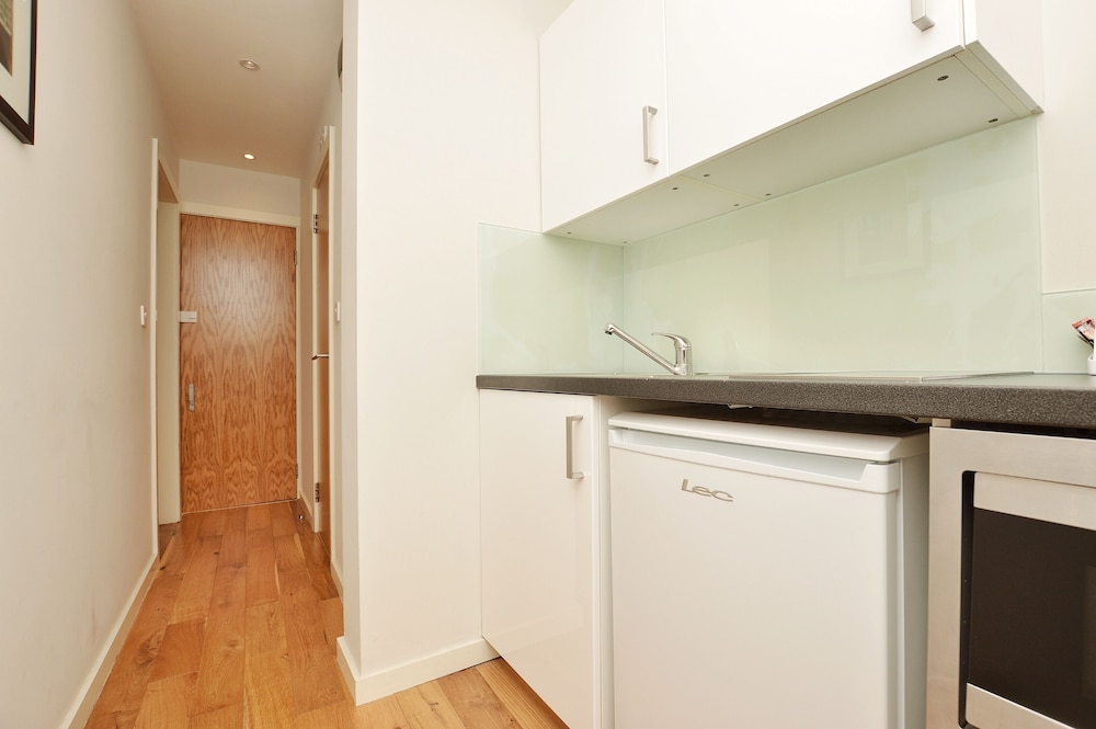 Notting Hill Serviced Apartments by Concept Apartments 46/49