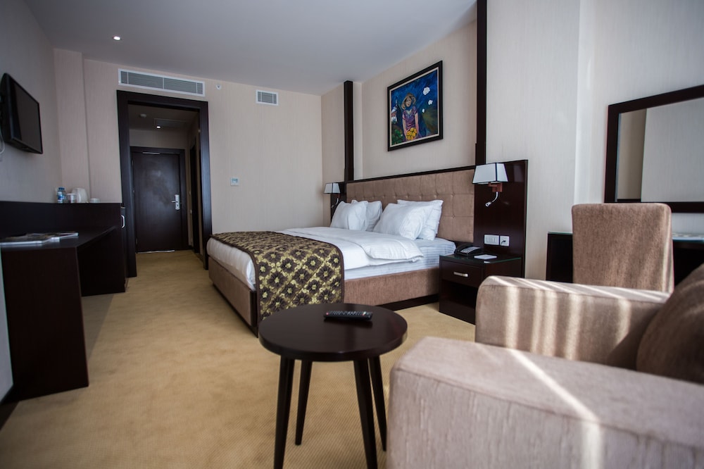 Harmony Hotel Baku 15/27