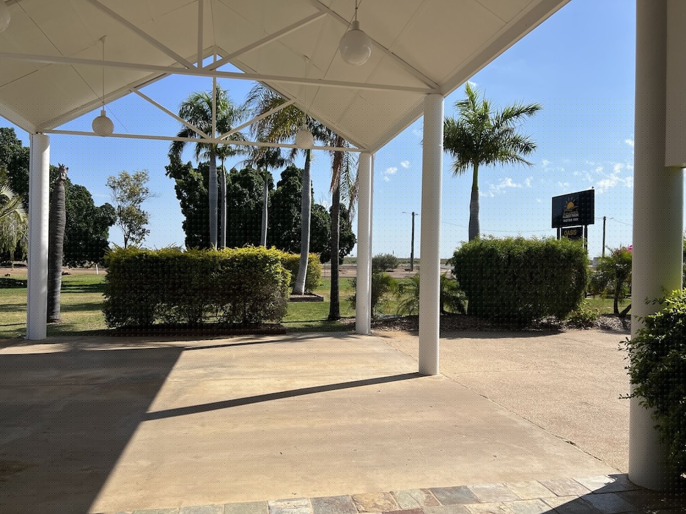 Albert Park Motor Inn 46/63