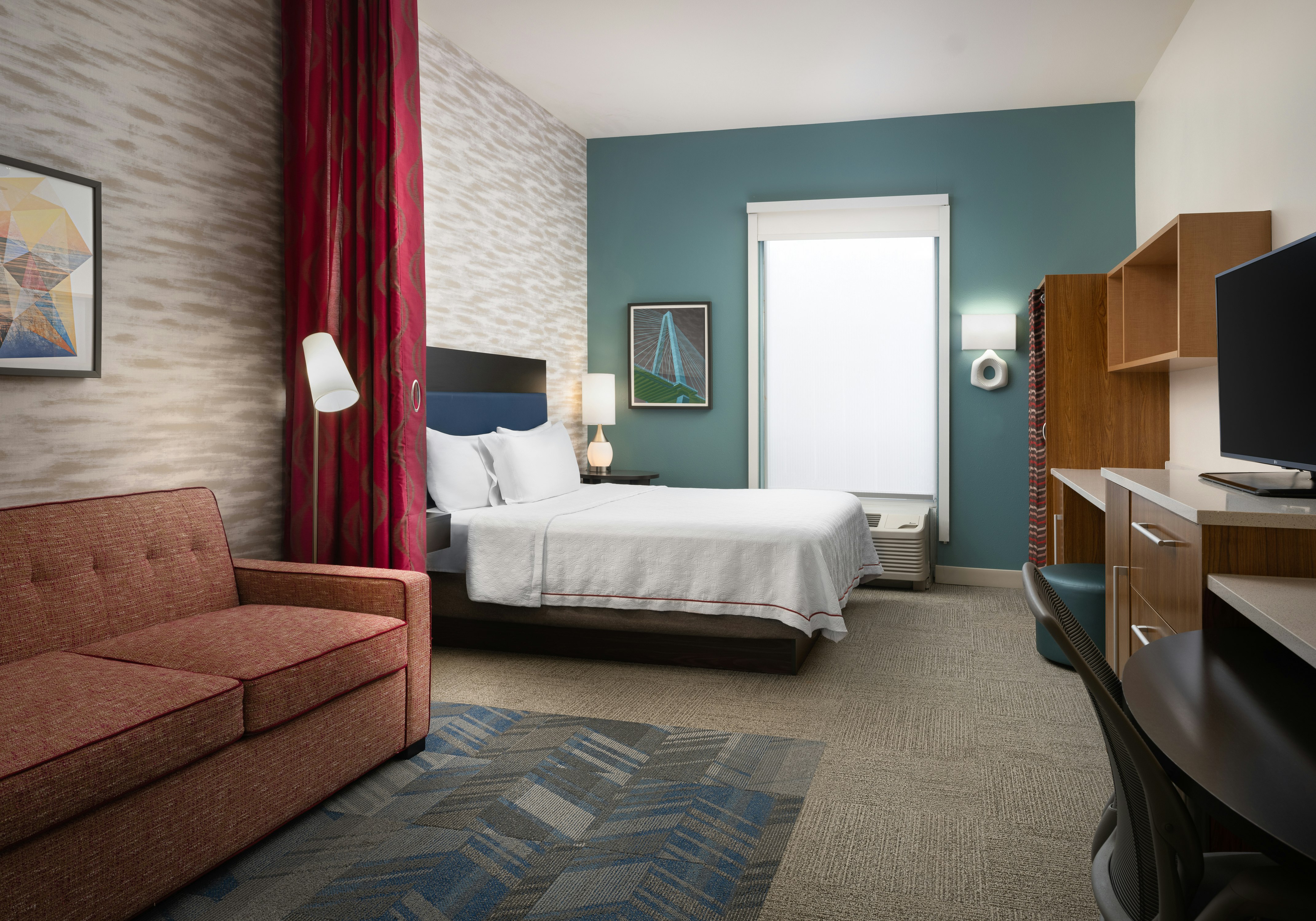STUDIO, SUITE, KING BED